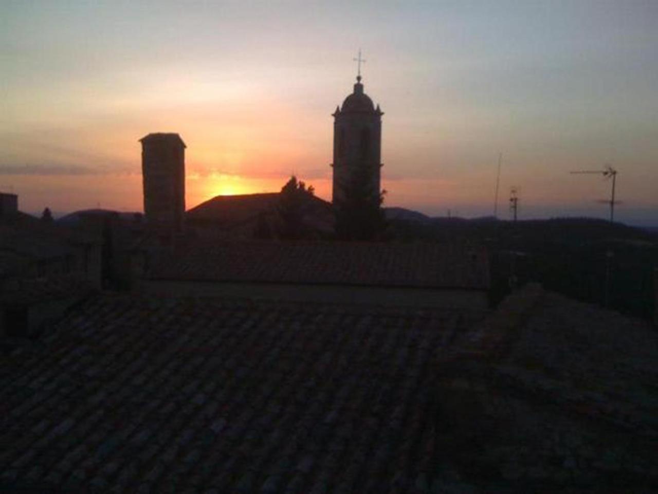 B&B Il Glicine Montefollonico Exterior photo